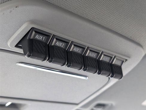 Used 2024 Ford F350 Lariat w/ Lariat Ultimate Package image 30