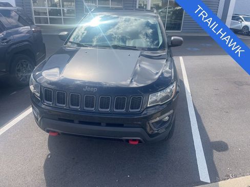 Used 2018 Jeep Compass Trailhawk w/ Cold Weather Group image 2