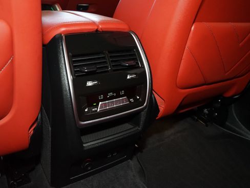 Used 2023 BMW XM AWD/4WD image 20