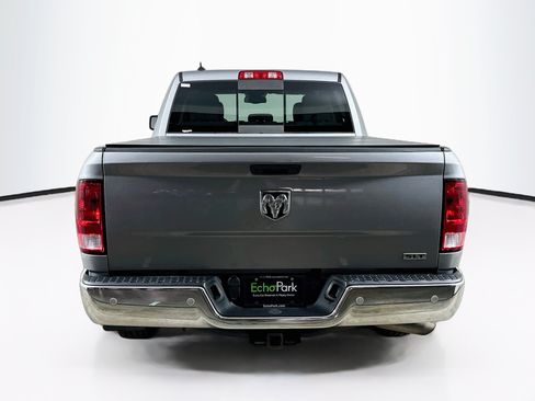 Used 2020 RAM 1500 Classic SLT w/ Luxury Group RWD image 7
