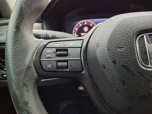 Used 2023 Honda Accord LX image 14