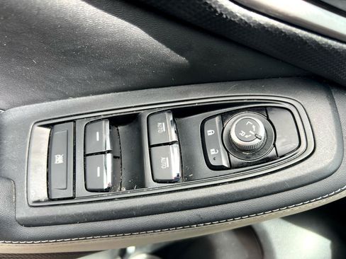 Used 2022 Subaru Forester Limited image 34