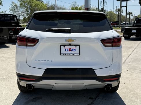 Used 2025 Chevrolet Blazer LT AWD/4WD image 6