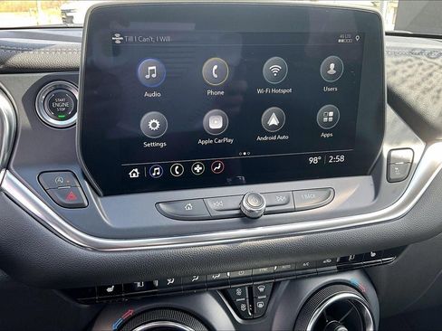 Used 2025 Chevrolet Blazer LT w/ Convenience Package image 6