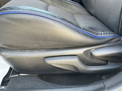 Used 2017 Toyota Corolla SE FWD image 16