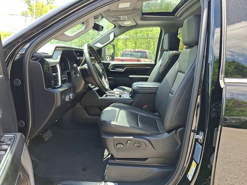 Used 2024 GMC Sierra 2500 Denali w/ Denali Reserve Package AWD/4WD image 11