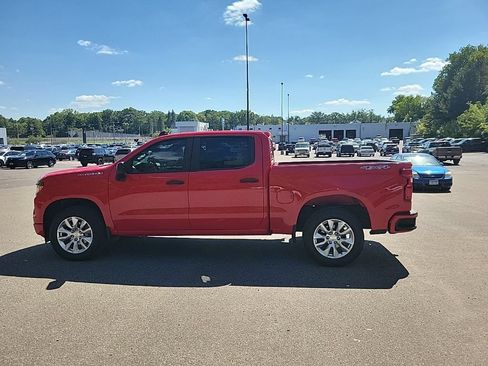 Used 2022 Chevrolet Silverado 1500 Custom AWD/4WD image 18