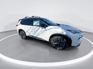 New 2026 Nissan Rogue Platinum w/ Platinum Premium Package AWD/4WD video 2
