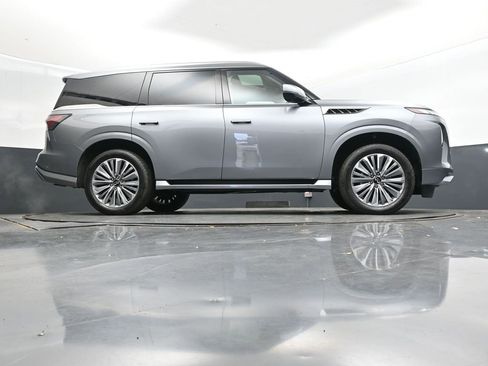 Certified 2025 INFINITI QX80 Sensory image 50