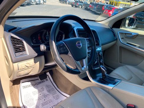 Used 2014 Volvo XC60 T6 AWD/4WD image 10