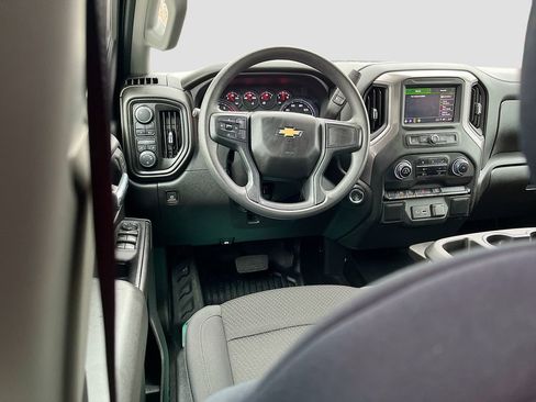Used 2025 Chevrolet Silverado 1500 W/T w/ WT Value Package AWD/4WD image 23