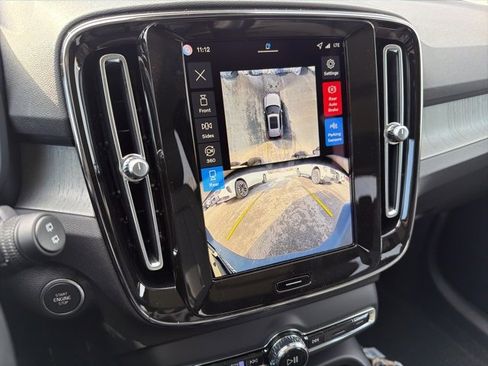 New 2026 Volvo XC40 B5 Ultra w/ Protection Package Premier image 15