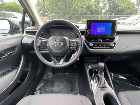 Used 2023 Toyota Corolla LE FWD image 13
