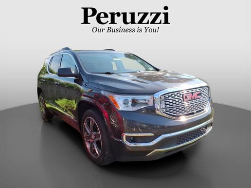 Used 2017 GMC Acadia Denali w/ Technology Package AWD/4WD image 1