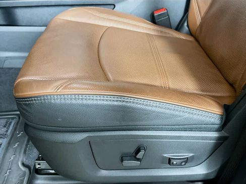 Used 2024 RAM 3500 Limited image 30