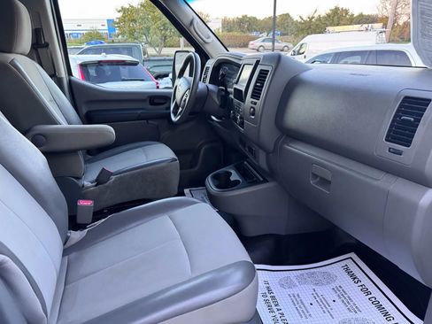 Used 2020 Nissan NV 3500 S image 11