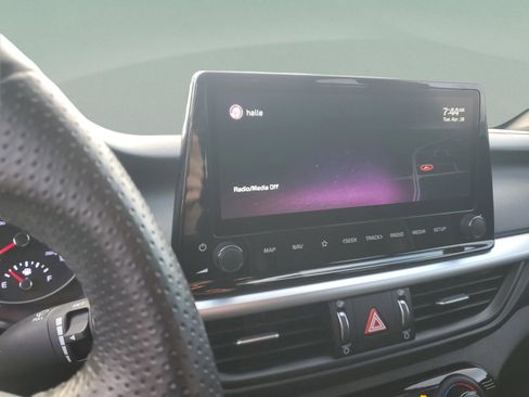 Certified 2022 Kia Forte GT-Line FWD image 18