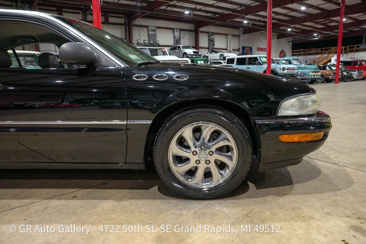 Used 2005 Buick Park Avenue Ultra FWD image 11