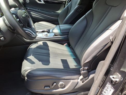Used 2025 Genesis GV80 2.5T Standard AWD/4WD image 12