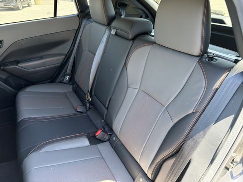 Used 2024 Subaru Crosstrek 2.5i Limited w/ Crosstrek Mirror Package AWD/4WD image 13