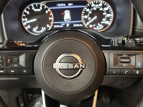 Used 2022 Nissan Rogue SV AWD/4WD image 10