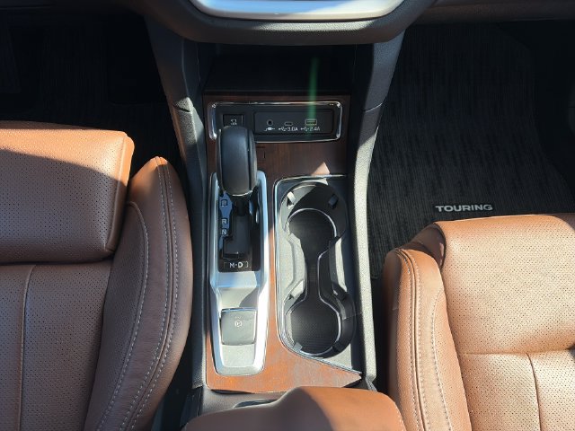 Used 2025 Subaru Ascent Touring AWD/4WD image 18