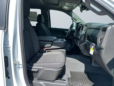 New 2026 Chevrolet Silverado 2500 Custom w/ Custom Value Package AWD/4WD image 15
