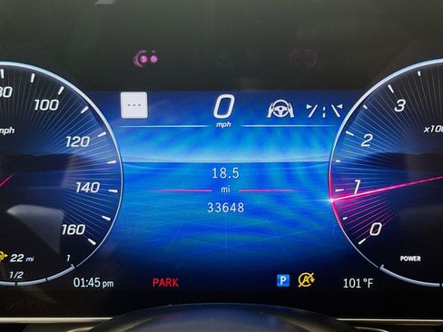 Used 2022 Mercedes-Benz S 500 4MATIC w/ AMG Line Package image 16