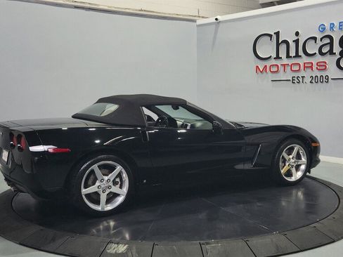 Used 2006 Chevrolet Corvette Convertible w/ Preferred Equipment Group RWD image 21