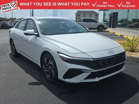 New 2026 Hyundai Elantra Limited FWD image 1