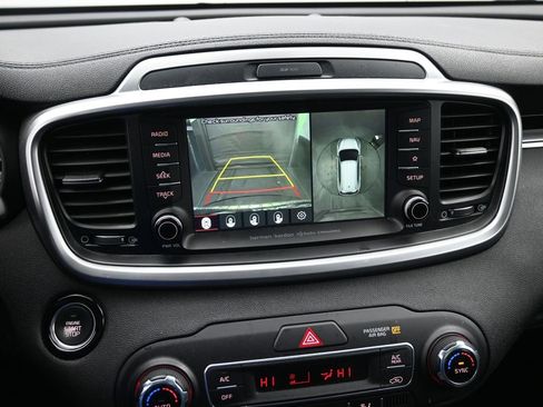 Used 2020 Kia Sorento SX w/ SX LED Lighting Package image 14