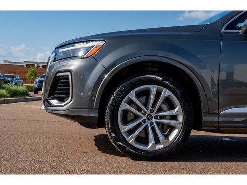 Used 2025 Audi Q7 3.0T Premium Plus AWD/4WD image 10