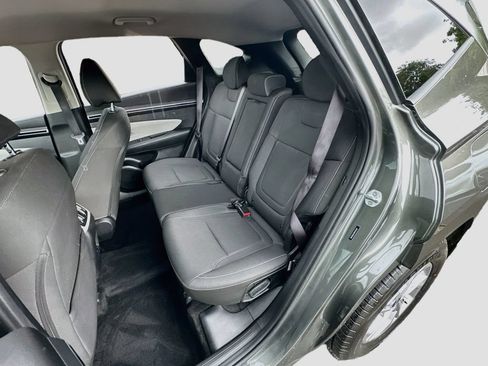 Used 2022 Hyundai Tucson SEL FWD image 23