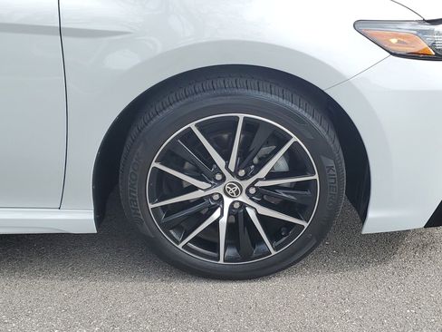 Certified 2023 Toyota Camry SE image 6