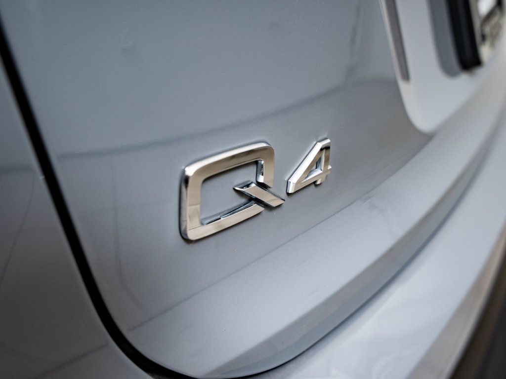 Used 2023 Audi Q4 e-tron Premium Plus w/ Premium Plus RWD image 16