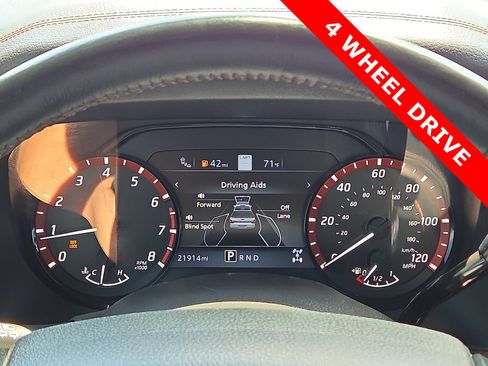 Used 2024 Nissan Titan PRO-4X w/ Pro-4x Utility Package AWD/4WD image 23