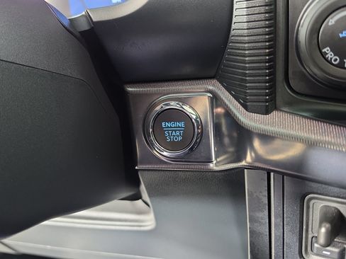 Used 2024 Ford F150 Raptor AWD/4WD image 30