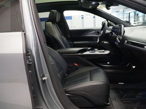 Certified 2024 Cadillac Lyriq Tech w/ Driver Assist Package AWD/4WD image 20