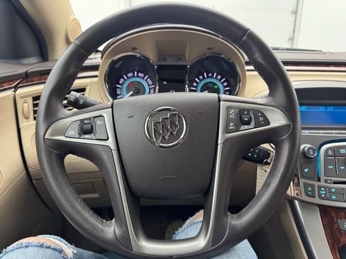 Used 2012 Buick LaCrosse Premium image 16