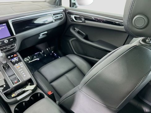 New 2025 Porsche Macan AWD/4WD image 26