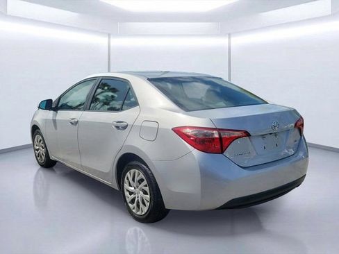 Used 2019 Toyota Corolla LE FWD image 3
