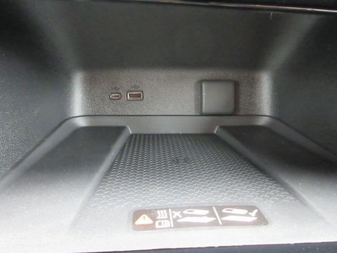 New 2026 Chevrolet Traverse LT w/ Sun and Wheel Package image 28