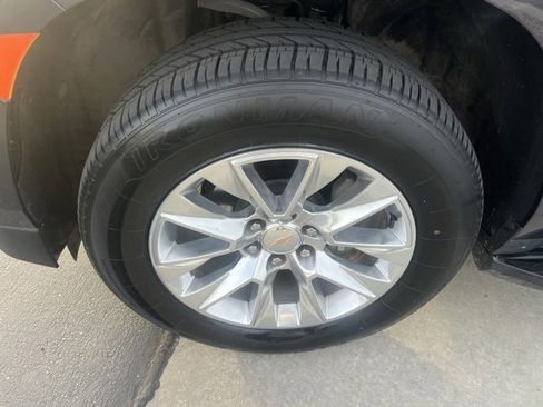 Certified 2023 Chevrolet Suburban Premier image 13