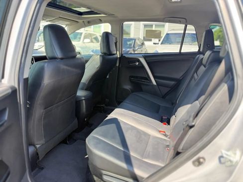 Used 2017 Toyota RAV4 Limited w/ Carpet Mat Package AWD/4WD image 9