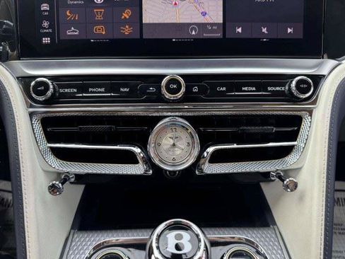 Used 2023 Bentley Flying Spur W12 AWD/4WD image 34