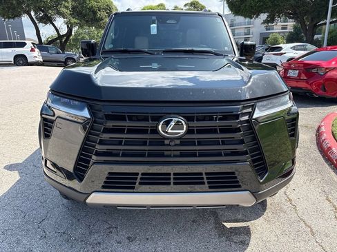 Certified 2026 Lexus GX 550 w/ Accessory Package (CT) AWD/4WD image 8