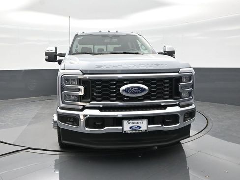 Used 2026 Ford F350 Lariat w/ Chrome Package image 8