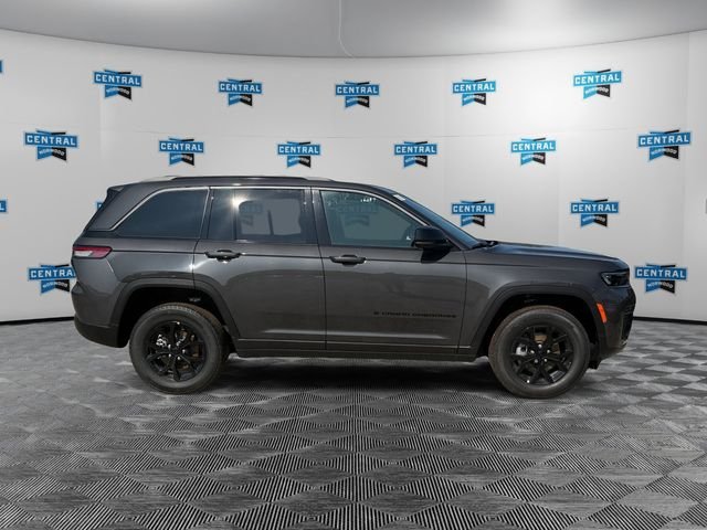 New 2026 Jeep Grand Cherokee Altitude AWD/4WD image 5