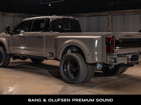 Used 2026 Ford F450 Platinum w/ Platinum Plus Package AWD/4WD image 7
