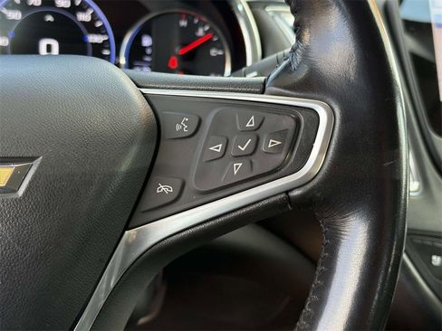 Used 2022 Chevrolet Malibu Premier image 25